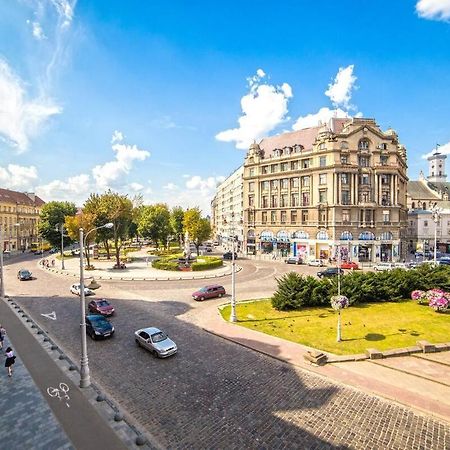 Апартаменти З Балконом На Центр Львова ภายนอก รูปภาพ